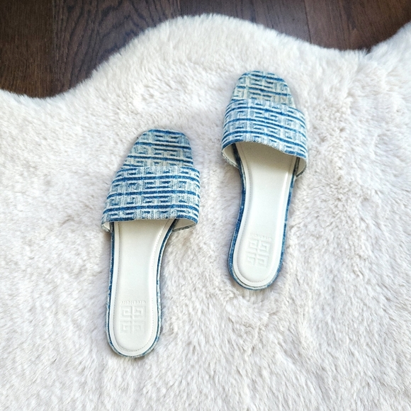 Givenchy 4G Flat Logo Slip On Vacation Denim Sandal - Picture 3 of 15